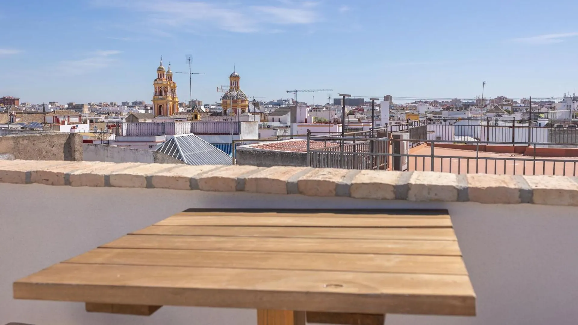 Ohliving Alfalfa Square Seville Spain