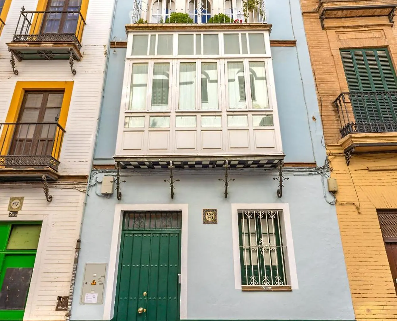 Ohliving Alfalfa Square Seville 0*,  Spain